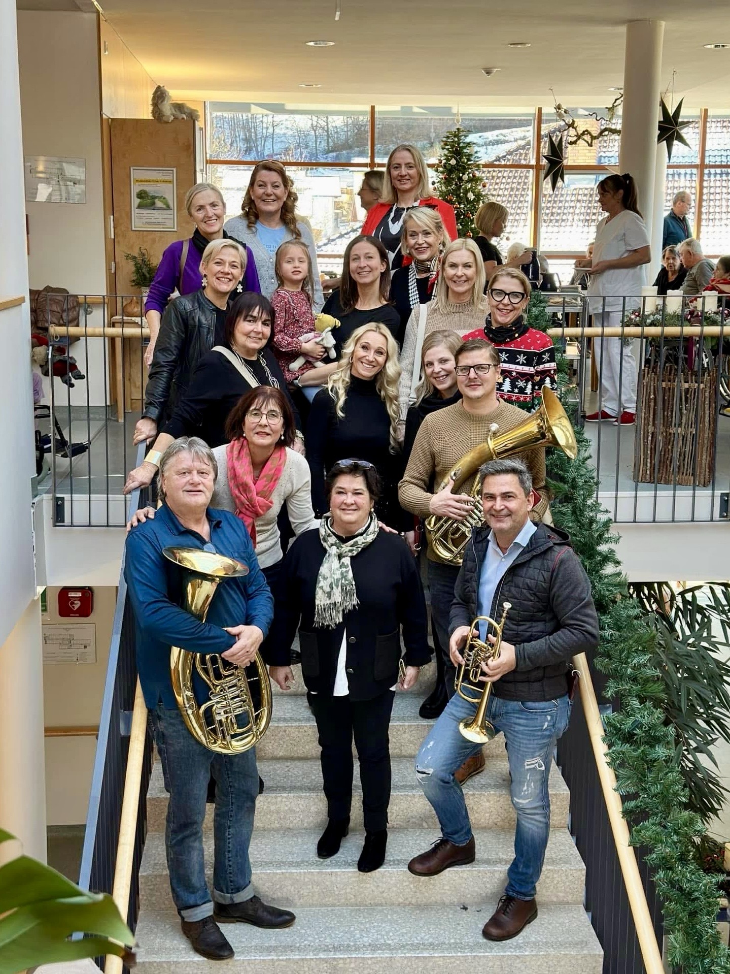 Musikalische Weihnachtseinstimmung im Seniorenzentrum